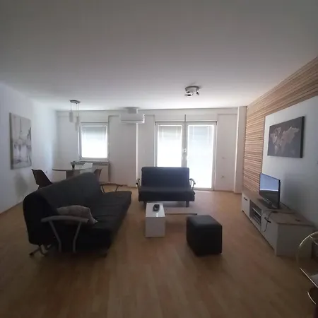 Queen Milica Apartment *