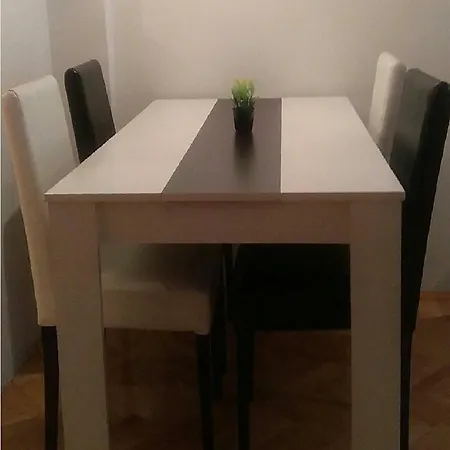 Queen Milica Apartamento Skopie