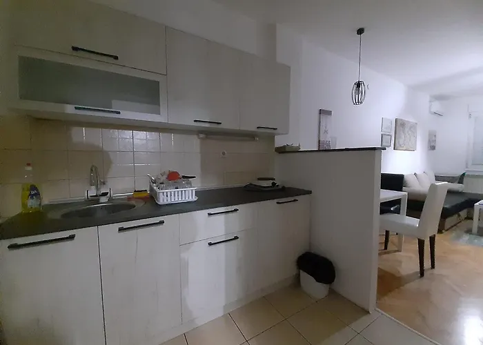 Queen Milica Daire Üsküp